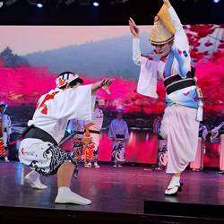 Local folkloric dancers provided tonight's evening entertainment.