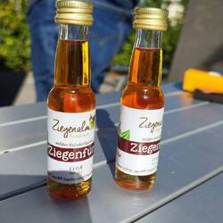 Mit lieben Grüßen an mein Brüderchen🤗