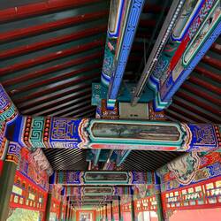 Der Gang auf dem die Kaiserin lustwandelte und von Sonne geschützt war.