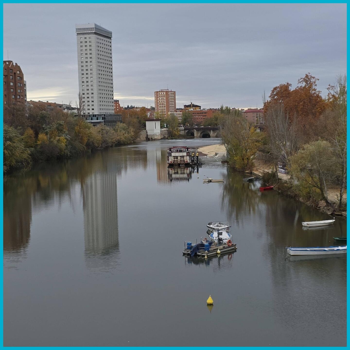 Der Weg über den Fluss Pisuerga in die Stadt