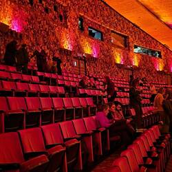 Unsere Plätze im 3. Rang mit sehr guter Sicht