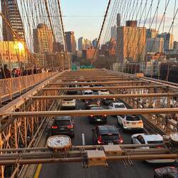 Selbst sonntags Verkehr