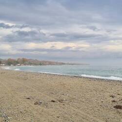 Bis auf einen Angler auch hier menschenleer