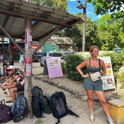 Abfahrt in Tamarindo 🚌 👋🏼