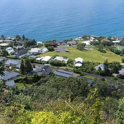 On voit le van au parking 😂