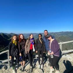 Gruppe habe ich im Sleeper-Bus kennen gelernt