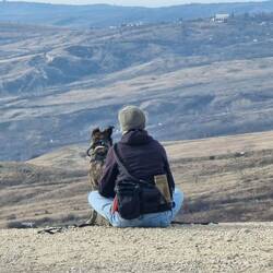 Auch Nara hat ruhigere Momente.