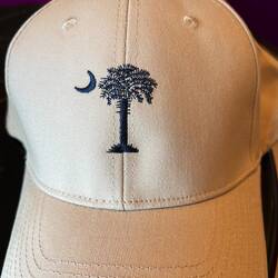 Das Logo, die Mondsichel steht für den starken Tiedenhub