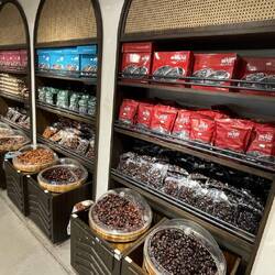 Dattelauswahl im Souk