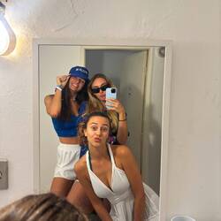 vier täg siammr nur in blau-weiss ummagloffa