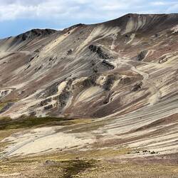 Look at those wonderful rock waves