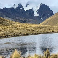 The Condoriri massif and the superb peak in the middle