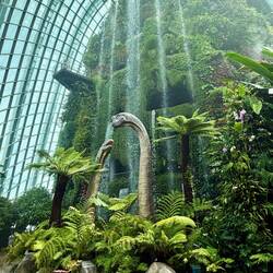 Cloud Dome mit Jurassic Experience