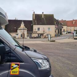 Bekannter Raucherparkplatz