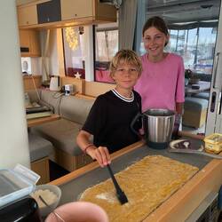 1.Advent- die Weihnachtsbäckerei nimmt ihre Arbeit auf