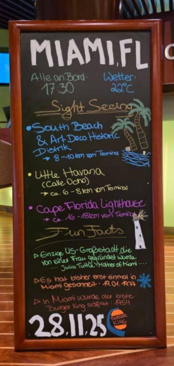 Jeden Tag ist vor der Rezeption, so eine liebevoll gestaltete Tafel