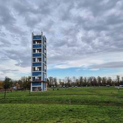 Alex kam sogar bis ganz nach oben mit, und Anina musste ihn nicht mal runter tragen.