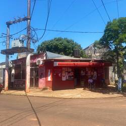 so luagats do überall us, oan kiosk noch andra