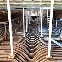 Das Innere eines großen Dhow.