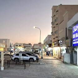 Abends im Zentrum von Sur