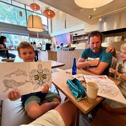 Nachdem die ersten Hefte bereits voll sind, wird jetzt gemalt sind.