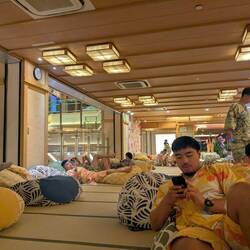 Und Daniel von den Salomonen