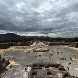 Tolle Aussicht! Mal wieder unglaublich was Menschenhand und Menschenwille erschaffen kann.