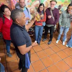 Habla Español?Schnapsprobe en Español. Alles klar verständlich. Allheilmittel! Wer hätte das gedacht