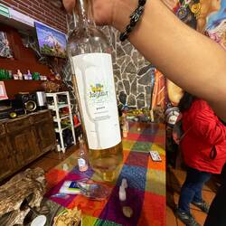 Das ist das Wellnessbecken in Flaschenform.