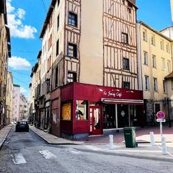 Barrio de la Boucherie: Un barrio pintoresco y encantador con casas de entramado de madera