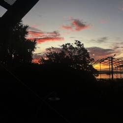 der Blick aus dem Fenster der Küche