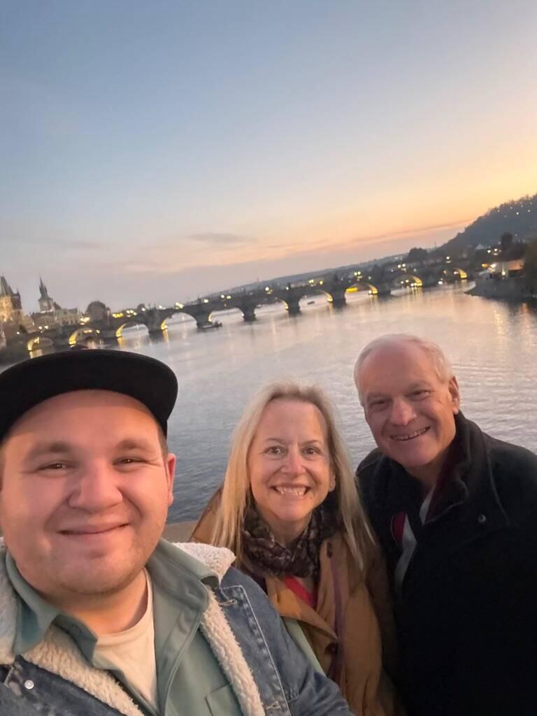 Goodbye Prague, Nashledanou (nus-hle-dah-no)[goodbye, see you later]