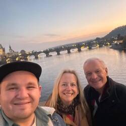 Goodbye Prague, Nashledanou (nus-hle-dah-no)[goodbye, see you later]