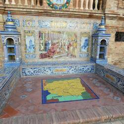 Bench for León province