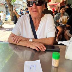 Mit Wartenummer ca. 30 Minuten Wartezeit