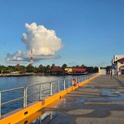 Lange Pier zum Schiff