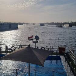 Warten vor der Schleuse😳