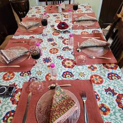 Yes, there was Jacob's Creek red t p accompany our meal! They thought of everything 😊