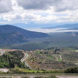 Nochmal der tolle Ausblick von oben auf die Bucht von Itea
