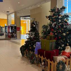 ... und sogar mit Weihnachtsdeko 😀 --