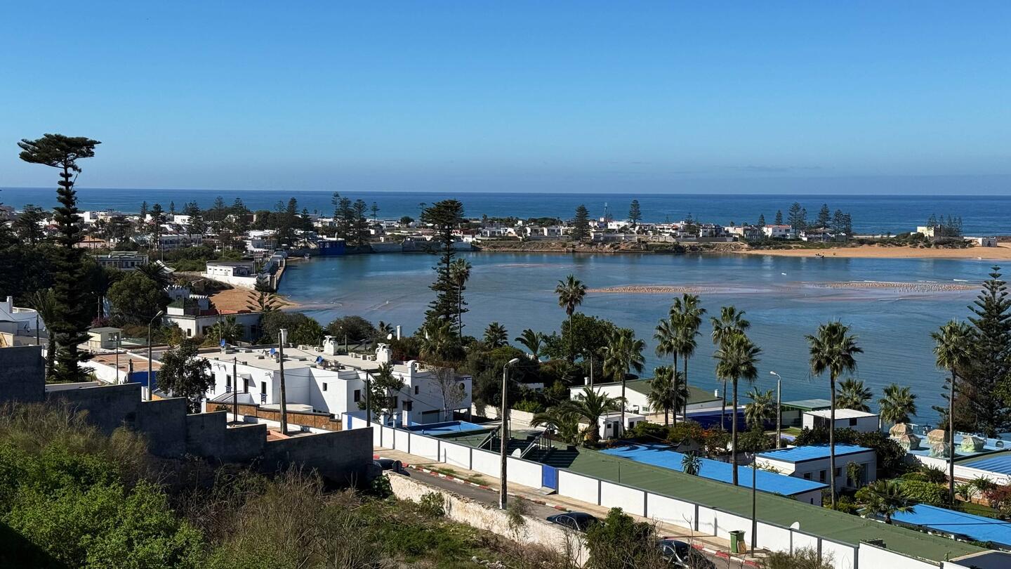 Oualidia liegt in einer wunderschönen Lagune - am Abend war das Wasser komplett weg 😮