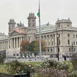 Kossuth Lajos- the old Parliament