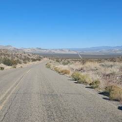 Nevada auf der anderen Seite.