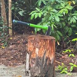 oder Holzhacken für's Lagerfeuer