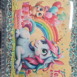 Moni bekommt vielleicht eine Einhorntorte 🤣