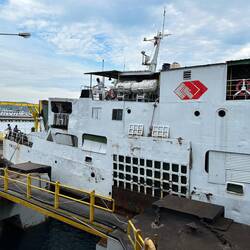 Unser Seelenverkäufer / Our soul seller