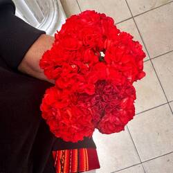 Ich bekomme doch tatsächlich Blumen von meinem Mann😍