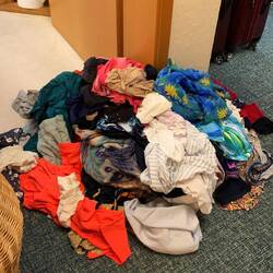 Die paradiesischen Zeiten sind vorbei - Wäscheberg und alles muss man alleine machen 😬