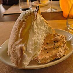 Then the meringue soufle.