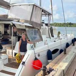 Am Zollsteg angelegt und abmarschbereit mit den Dokumenten